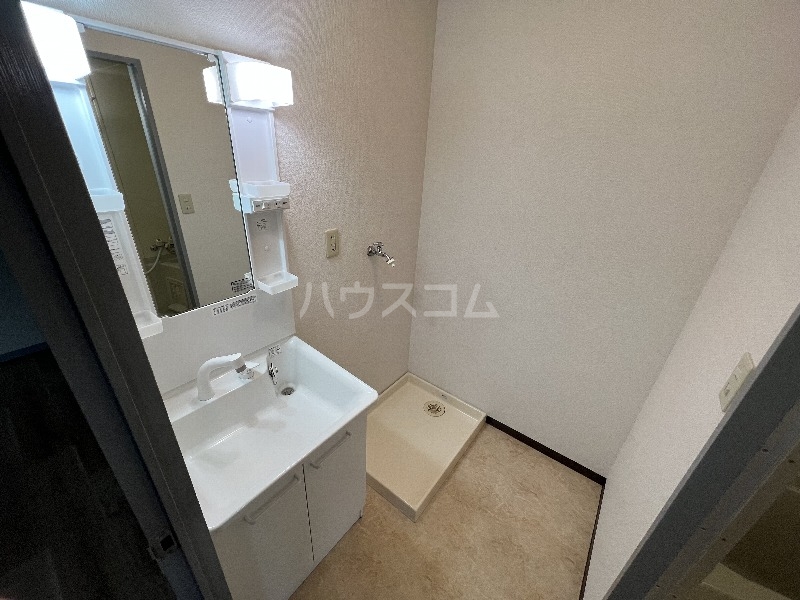 17/28 洗面