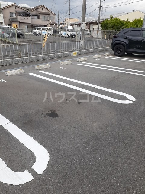 14/18 駐車場