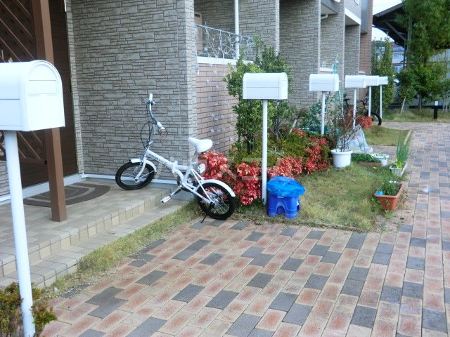 2/2 エントランス