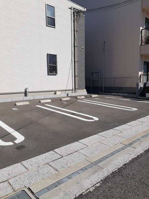 15/23 駐車場