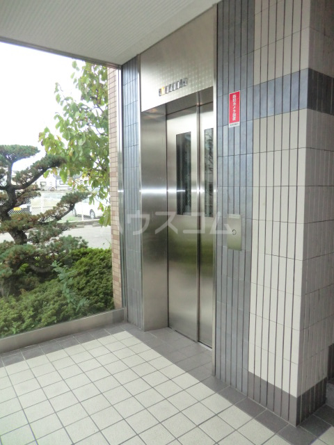 2/11 エントランス