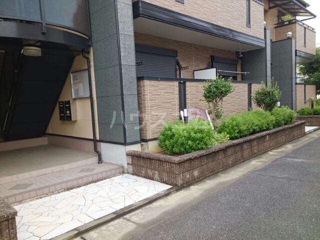 13/20 エントランス