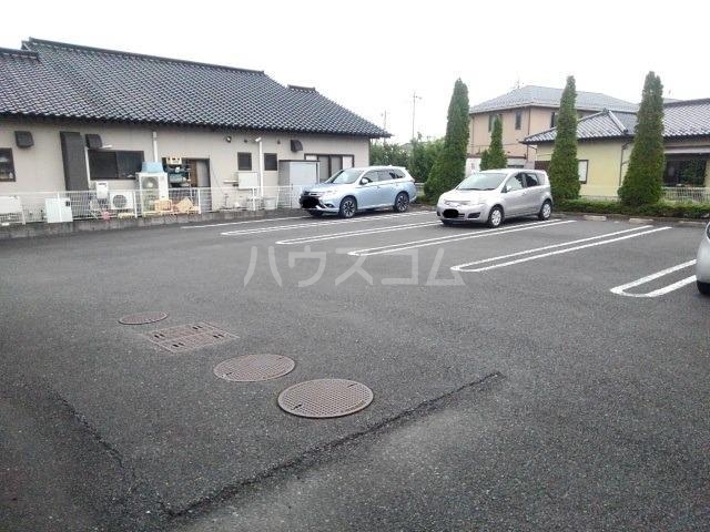 2/8 駐車場