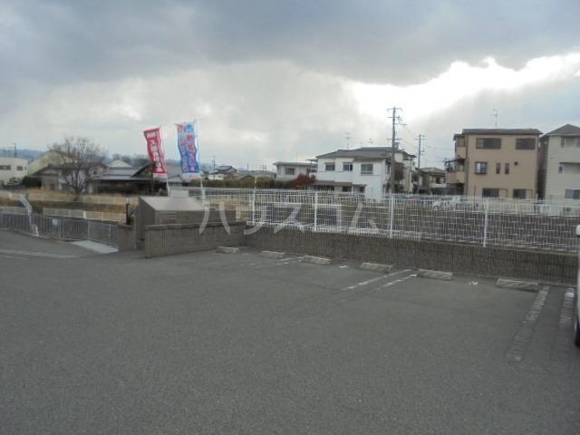 14/20 駐車場