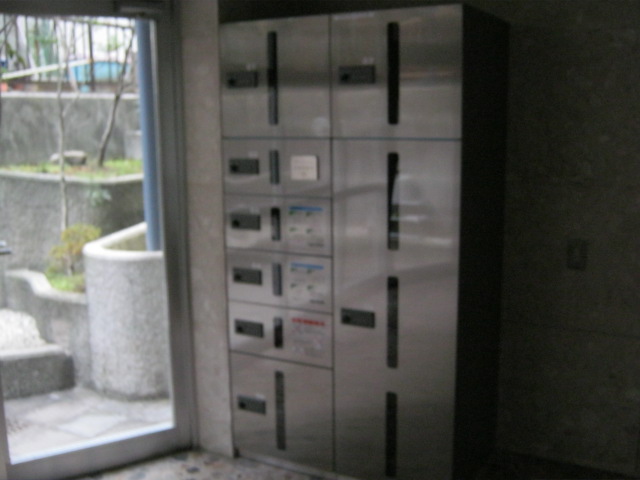 19/21 エントランス