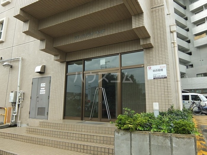 14/23 エントランス