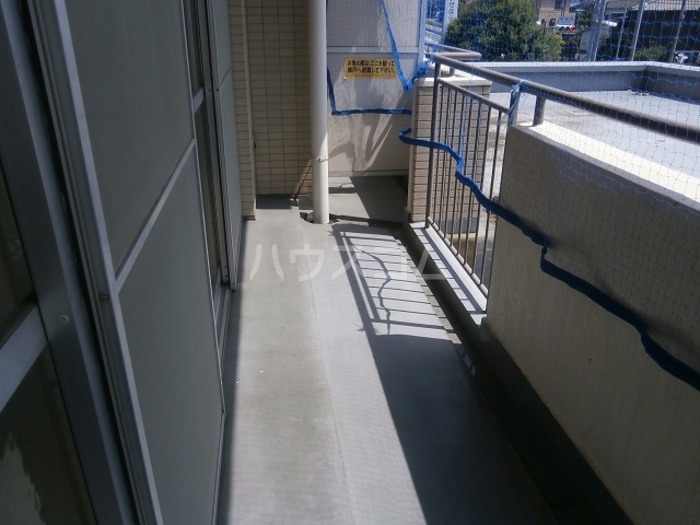 13/27 バルコニー