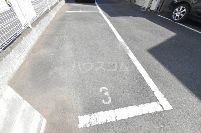 14/16 駐車場