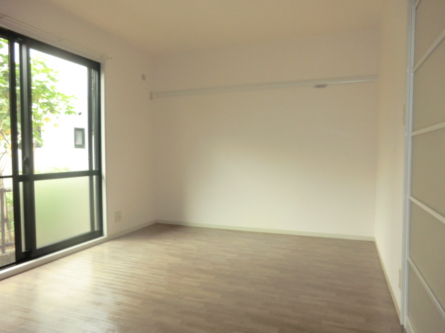 16/23 バルコニー