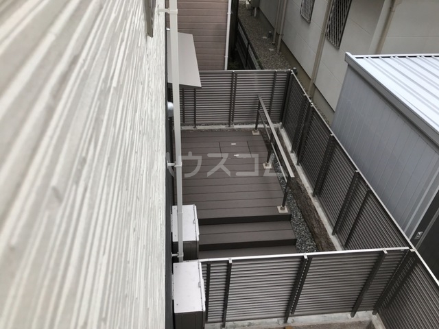 19/30 バルコニー