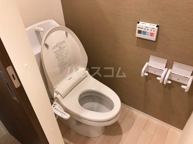 13/30 トイレ