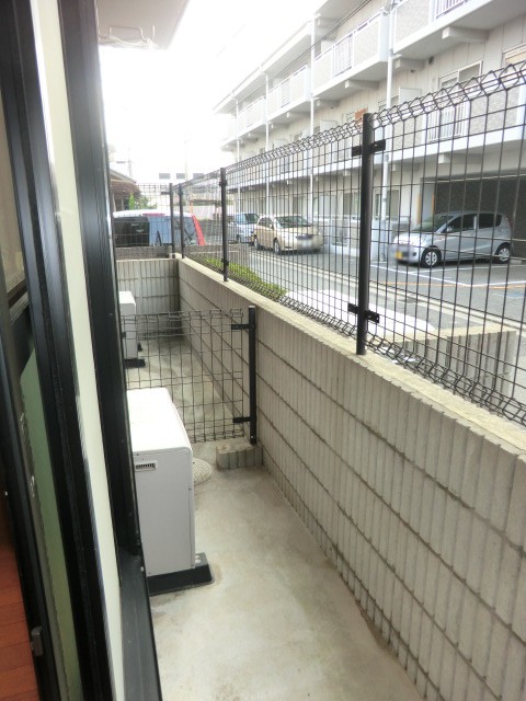 15/22 バルコニー