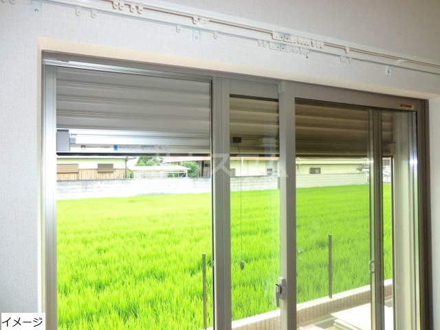 20/23 エントランス