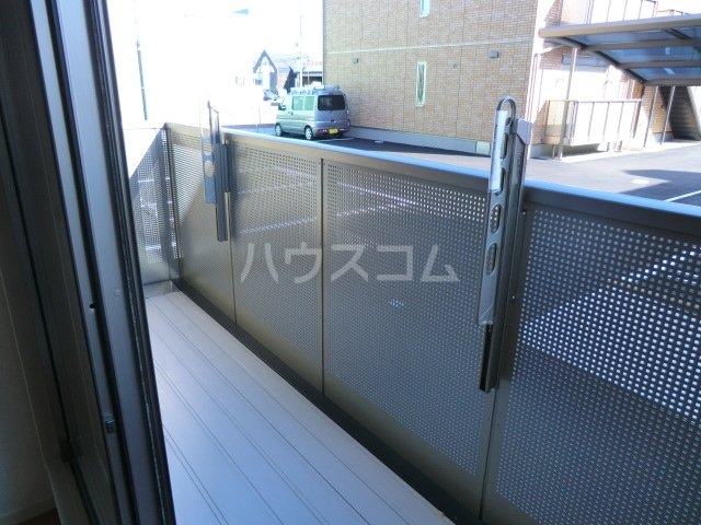 17/27 バルコニー