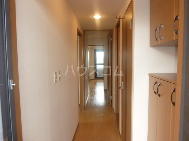 14/15 エントランス