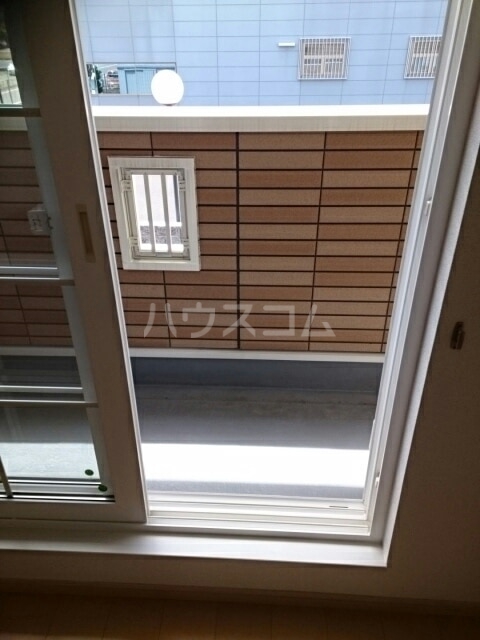 20/30 バルコニー