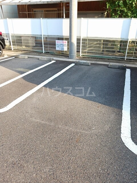 14/20 駐車場