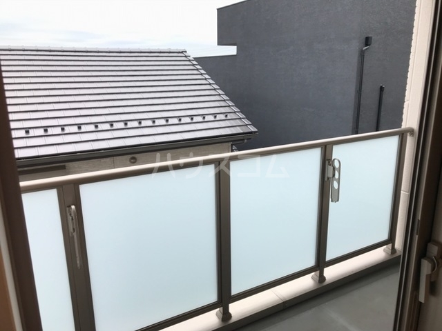 15/27 バルコニー