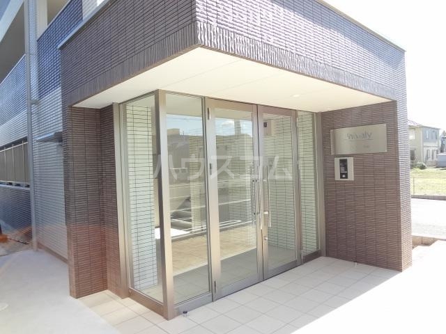 17/27 エントランス