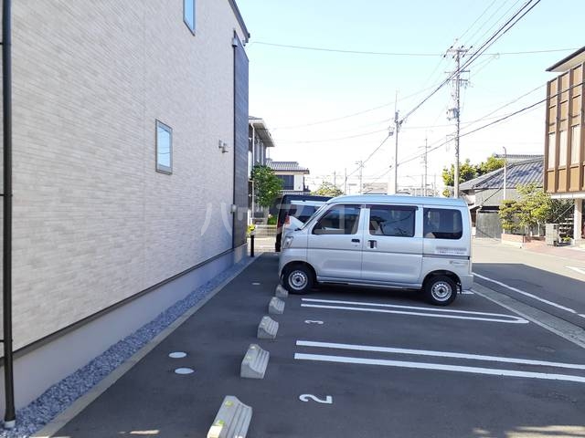 14/22 駐車場