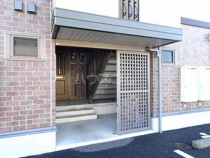 17/21 エントランス