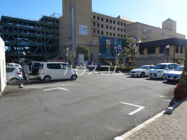 25/30 駐車場