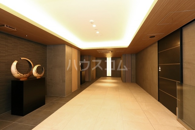 17/20 エントランス