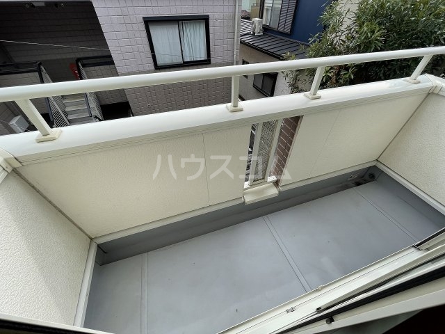 23/30 バルコニー