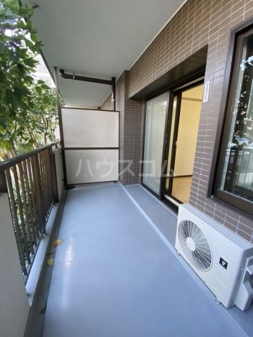 23/30 バルコニー