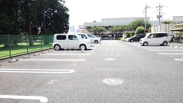 2/11 駐車場