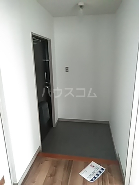 14/30 玄関