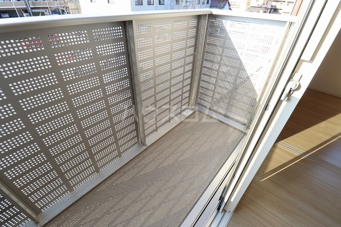 14/22 バルコニー