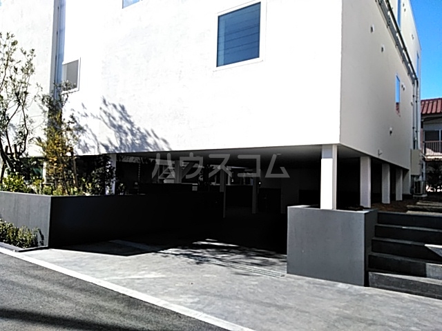 2/3 エントランス