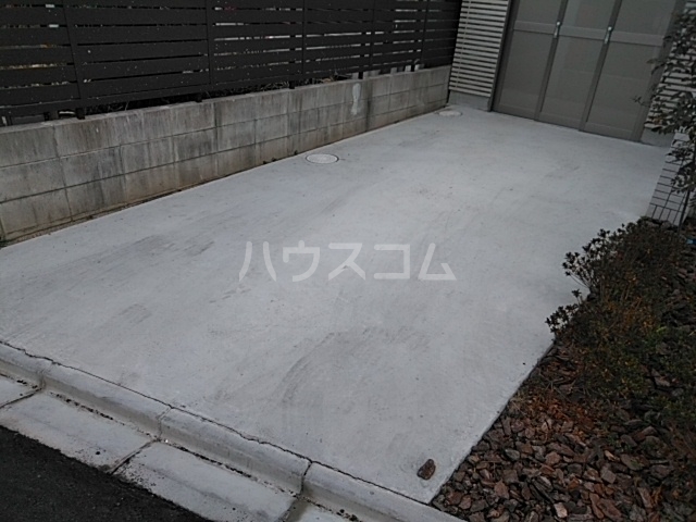 3/5 駐車場