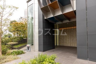 3/3 エントランス