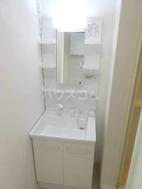 13/30 洗面