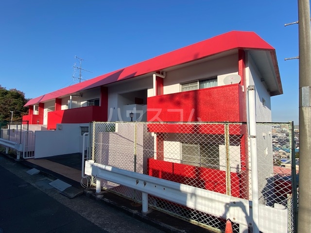 24/30 エントランス