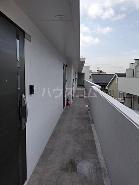 18/30 バルコニー