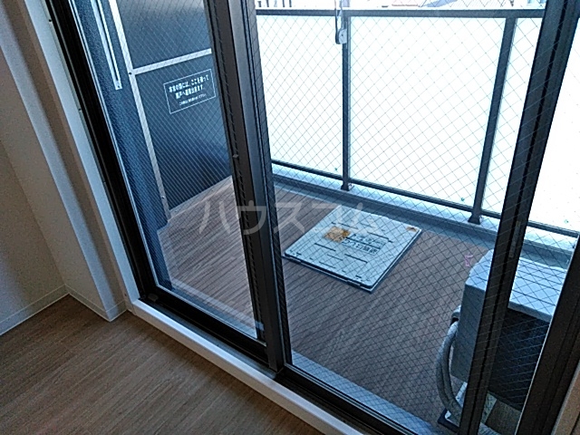 18/26 バルコニー