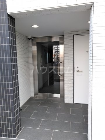 2/5 エントランス