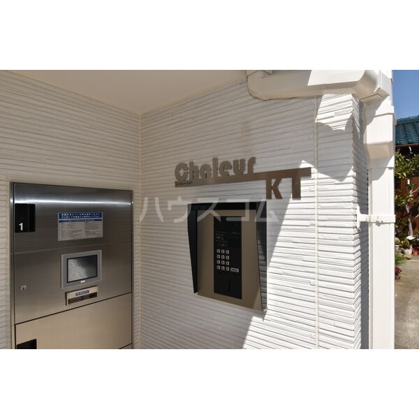 17/19 エントランス