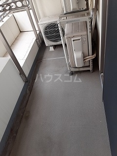 21/30 バルコニー