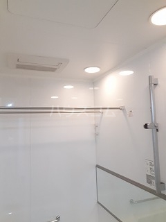 15/30 浴室