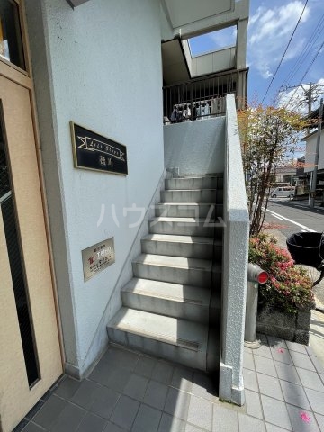 29/30 エントランス