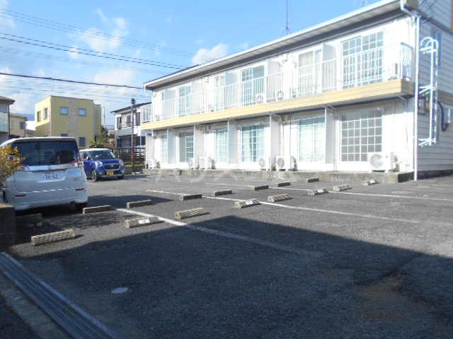 21/26 駐車場