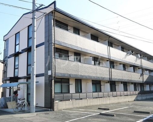 Pine　Well駅前　A棟の外観