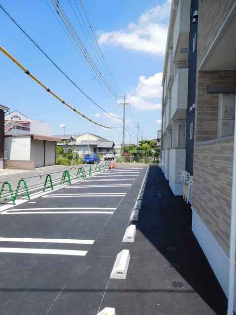 2/7 駐車場