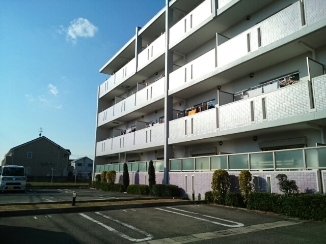 14/20 エントランス