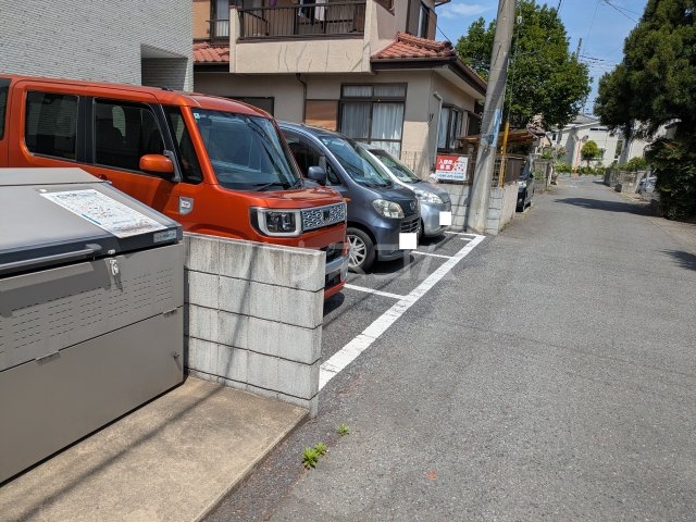 21/30 駐車場