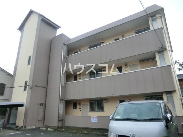冨澤マンションの外観